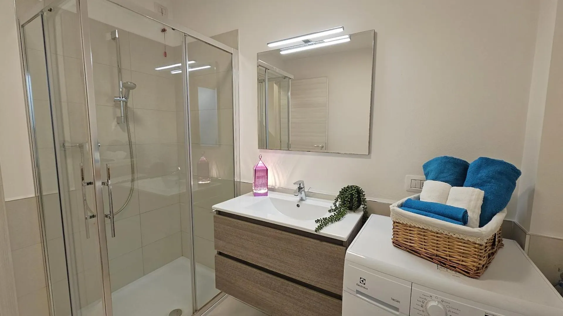 Appartement Soffio Di Lago- By Goccia Di Lago Desenzano del Garda Italie